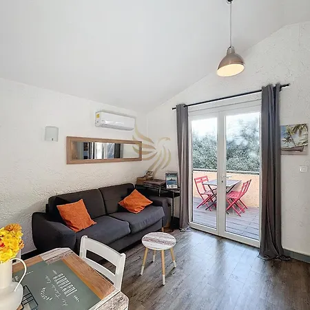 T2 L'azur Des Pins -charme,terrasse, Parking, Piscine Proxi Mer - Capitalchic Services Saint-raphael Apartment