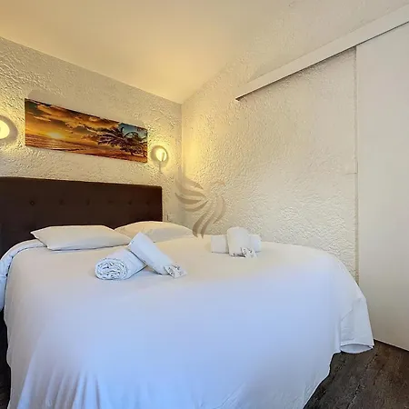 T2 L'azur Des Pins -charme,terrasse, Parking, Piscine Proxi Mer - Capitalchic Services Saint-raphael דירה *